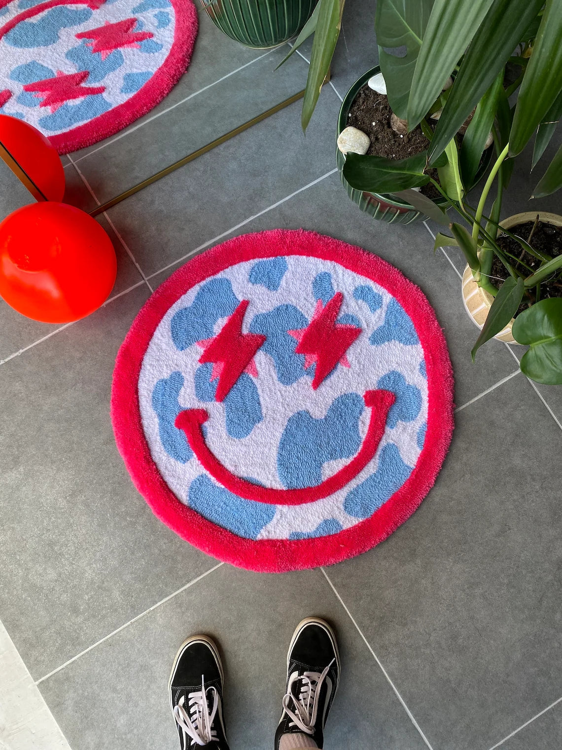 Y2K Acid Smile Face Fluffy Double Layered Cow Pattern Rug